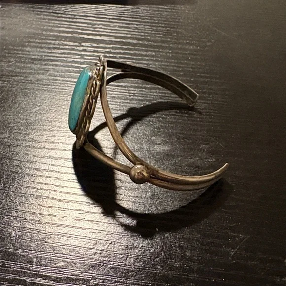 Sterling silver turquoise bracelet